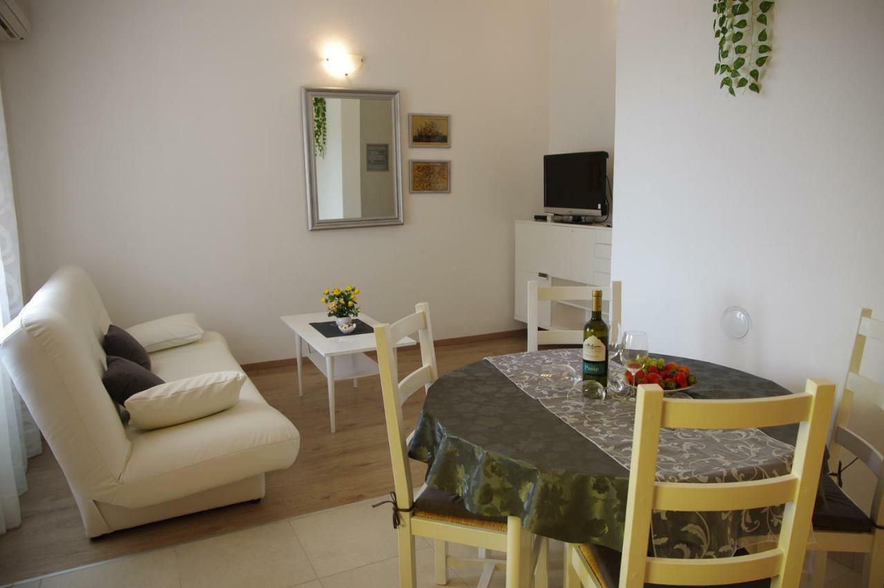 Apartments Sonja Podgora Buitenkant foto